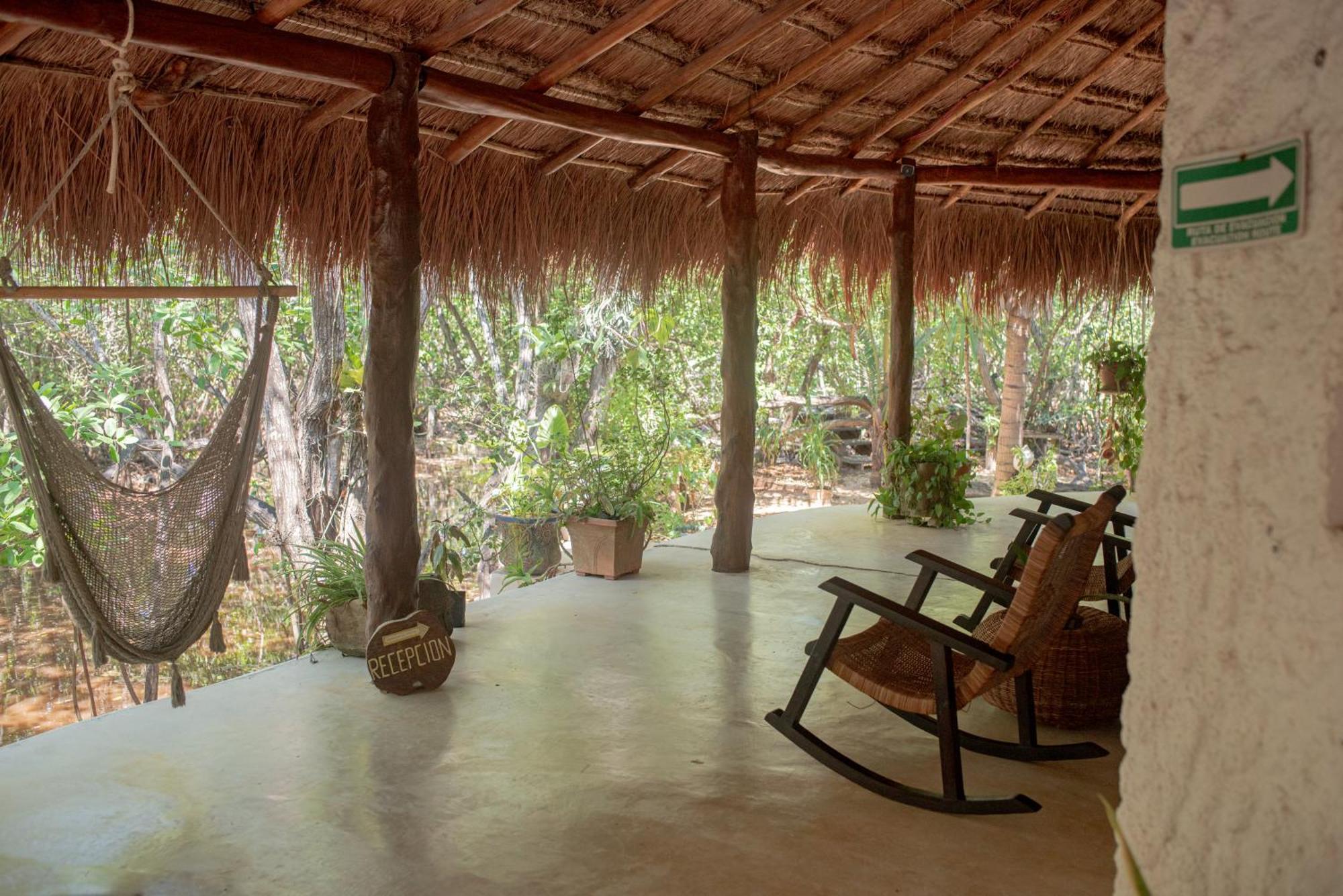 Готель Casa Takywara Isla Holbox Екстер'єр фото