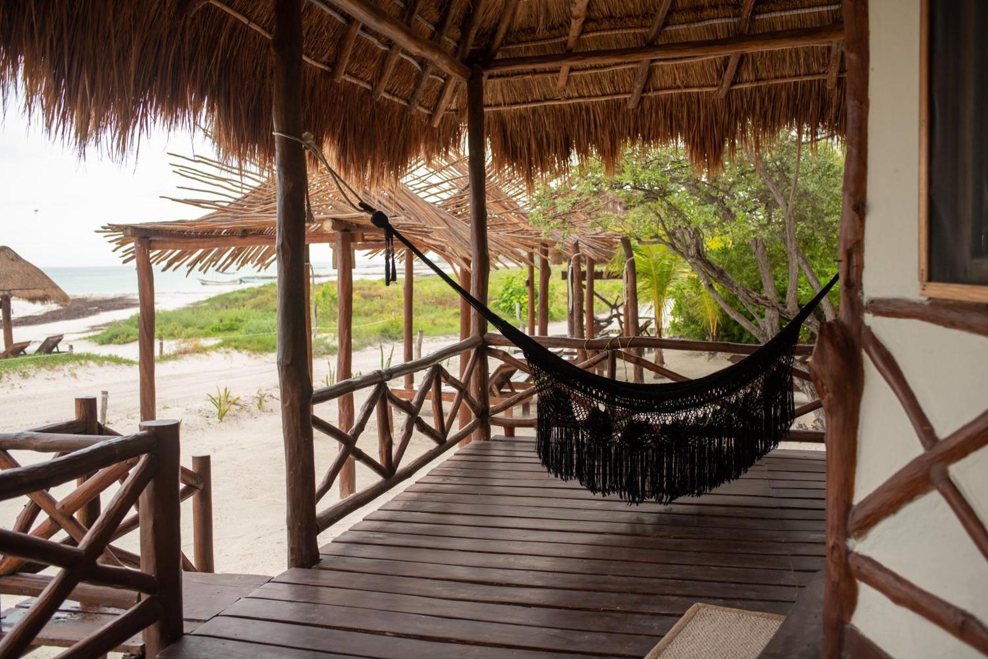 Готель Casa Takywara Isla Holbox Екстер'єр фото