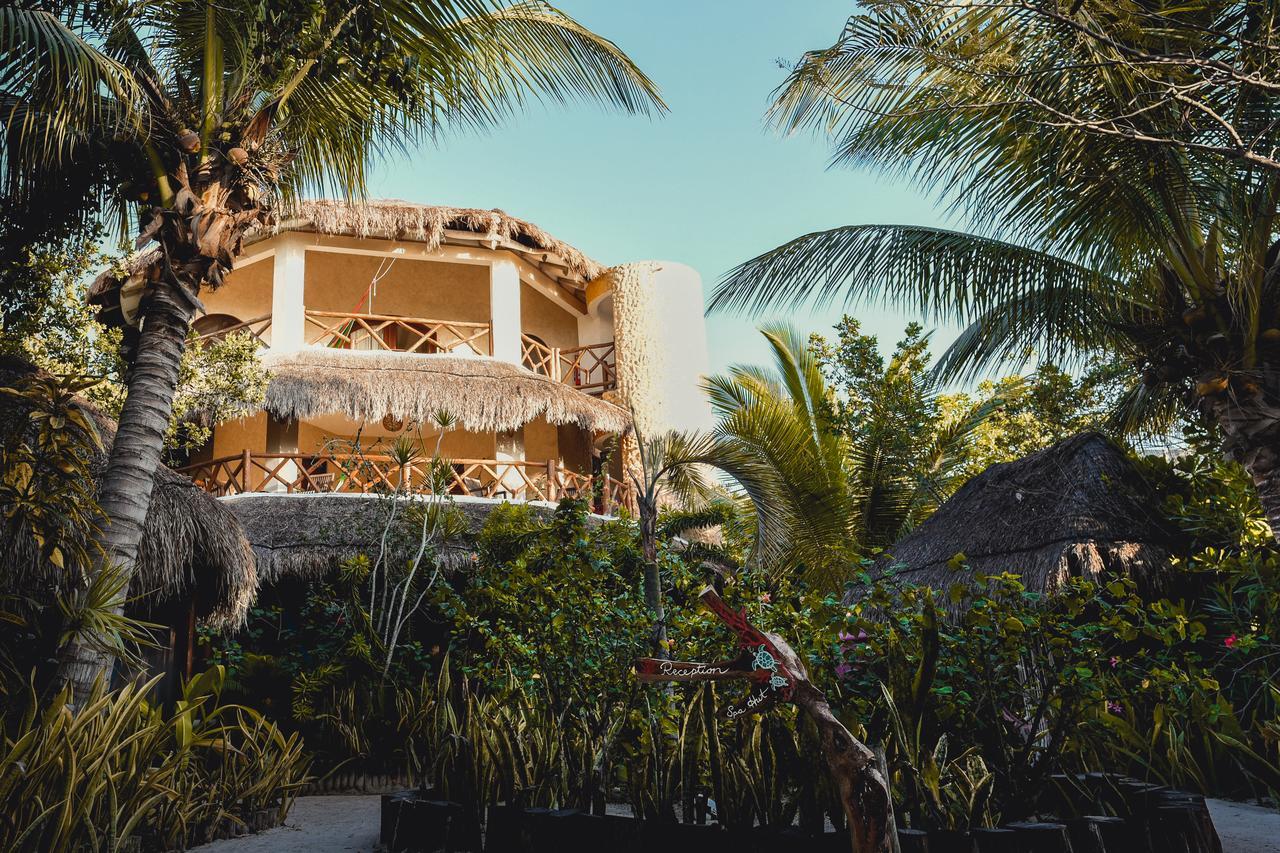 Готель Casa Takywara Isla Holbox Екстер'єр фото