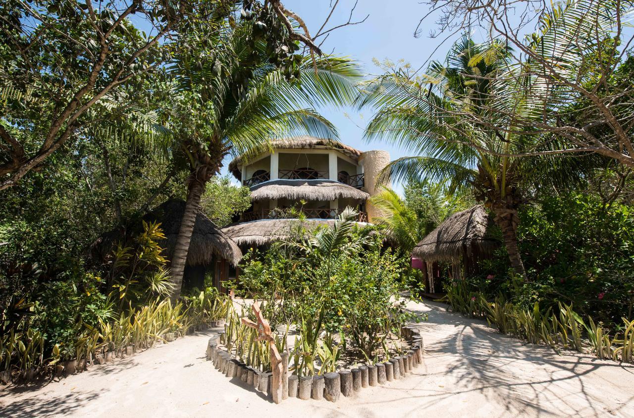 Готель Casa Takywara Isla Holbox Екстер'єр фото